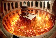 Sfânta Lumină, adusă în această noapte în România, din Ierusalim