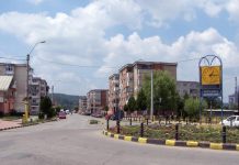 Bătută la serviciu