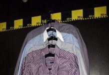 Târgujiancă prinsă cu 300 articole de îmbrăcăminte și cosmetice contrafăcute