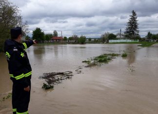 Cod portocaliu de inundații pe râurile din șase județe