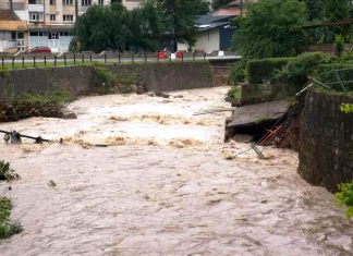 INHGA: Cod portocaliu de inundaţii pe râuri din şapte judeţe, până vineri după-amiaza