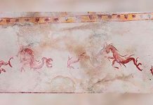 Arheologii au descoperit o cameră intactă în aria palatului lui Nero