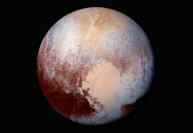 Pluto ar putea avea oceane care nu ar fi îngheţate