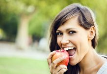 Cura de slăbire cu mere detoxifiază și restartează organismul