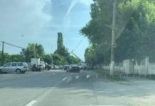 ACUM. A intrat cu jeep-ul intr-un stalp, langa Fabrica de Confectii!