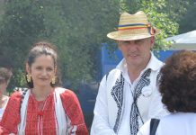 Gorjenii au sărbătorit tradițional pentru a patra oară ia! La Hobița, de Festivalul ,,RomânIA Autentică”, și în ajun de Sânziene