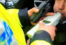 Prins pe strada UNIRII la volan deși nu avea permis!