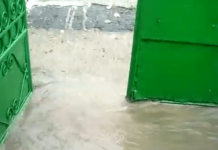 Gospodărie din Târgu Jiu, inundată cu apă menajeră. Fântâna s-a umplut de fecale