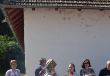 Numărul 5 al revistei de apiCULTURĂ ,,Albinușa” a ieșit de sub tipar! Lansare cu fast, la Cărbunești