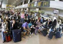 Asociația unui profesor din Târgu Jiu, acuzată că a lăsat zeci de elevi în aeroporturi din toată lumea