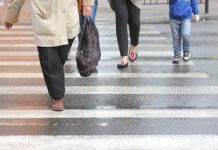 Copil din Tg-Cărbunești, lovit de maşină, pe o trecere de pietoni din Târgu-Jiu