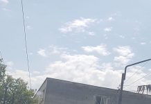 Un centrul social furnizează căldură la calorifere la temperatură de peste 30 de grade Celsius! Locatarii numai știu cum să se mai răcorească