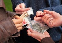 Arestat pentru că a vândut droguri tinerilor din Târgu Jiu