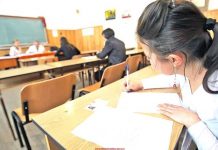Candidat eliminat de la Bacalaureat pentru că a încercat să copieze