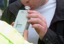 Prins de polițiști conducând în stare de ebrietate, de două ori în aceeași zi