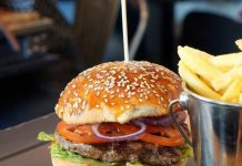 Angajat fără carte de muncă la un fast food de lângă sediul POLIȚIEI din Rovinari! Ce amendă a primit patronul!