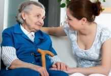 Asistență la domiciliu pentru persoanele vârstnice singure