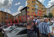 Parcări rezidențiale din Târgu-Jiu, distribuite cu SCANDAL! 400 de solicitări pe 230 de spații vacante! VIDEO