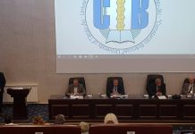 Prima ediția a conferinței „Provocările viitorului. Dialog la Poarta Infinitului” organizată de UCB Tg-Jiu