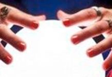 „Vrăjitoare” din Argeș, reținută în Gorj, după ce a păcălit o tânără din Târgu-Cărbunești