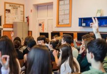 Profesorii din Gorj, invitați să se alăture trainingului intensiv organizat de One World Romania