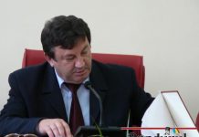 Băsescu bagă UCB în aceeaşi oală cu "Spiru Haret"