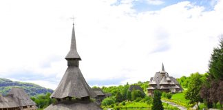 Mănăstiri din România - Top 20 cele mai frumoase mănăstiri din țara noastră