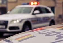 Urmărit național, plecat în vacanță