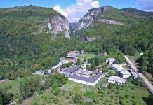 Sat de vacanță în comuna Polovagi