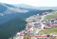 Asfaltarea drumului la Rânca paralizează circulaţia până mâine