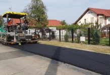 Continuă asfaltarea Drumului Județean din Turcinești