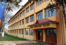 Elevii implicați în bătaia de la Țicleni, cu mediile scăzute la purtare https://gorjeanul.ro/