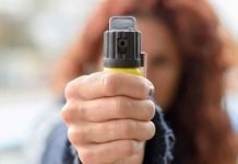 Profesoară din România, arestată după ce a atacat 2 copii cu spray lacrimogen pe motiv că deranjau ora http://feedproxy.google.com/