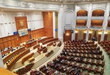 Moțiune într-o sală goală https://gorjeanul.ro/