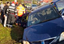 Accident cu două victime la Bălești, după ce o mașină a intrat într-un cap de pod