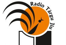 Autocar cuprins de flăcări pe Defileul Jiului