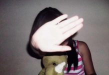 Doi gorjeni făceau bani din traficarea unei minore