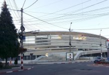 Meci amical de inaugurare a stadionului între gloriile naţionalei şi gloriile pandurilor