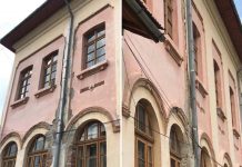 Măsuri de protecție a elevilor și cadrelor didactice de la Colegiul Național „Spiru Haret“, după ce bucăți din acoperiș și tencuială se prăbușesc