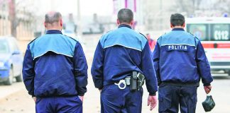 Motorină de contrabandă, găsită în mașina unui bărbat din Gorj