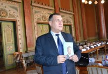 Banța: Nu sunt un vânzător al pielii ursului din pădure