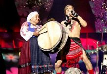 „Bunica bate toba”, în centrul Municipiului Târgu Jiu