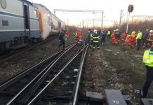 Trenuri deraiate. Intervenție cu zeci de ambulanțe