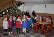 Mici colindători la Jandarmeria Gorj și Inspectoratul de Poliție