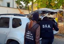 Măsura luată de anchetatori în cazul bărbatului prins în timp ce oferea mită polițiștilor