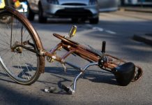 A acroșat un biciclist și a plecat
Poliţişti din cadrul Poliției Orașului Novaci au fost sesizaţi luni prin apelul 112, de către un par…