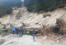 Blocați pe munte
Jandarmii montani gorjeni au fost solicitați sâmbătă să intervină în sprijinul a trei tu…