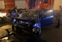 Accident cu șase persoane rănite în centrul municipiului Târgu Jiu. Unul dintre șofer ar fi participat la o cursă ilegală