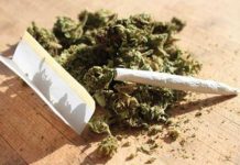 Trimis în judecată pentru trafic de droguri