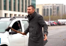 Scandal în plină stradă! Unul dintre șoferi a scos toporul